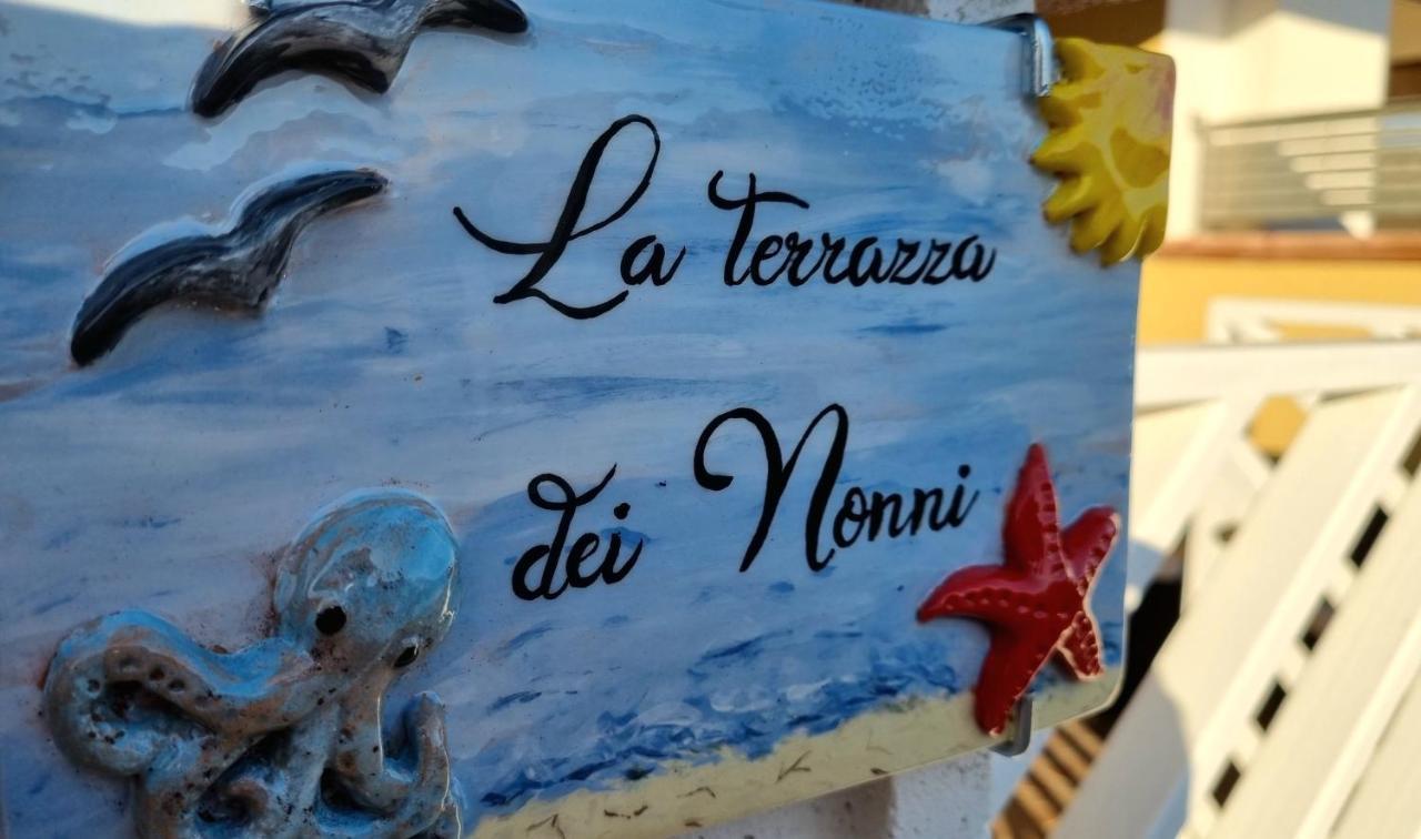 Apartamento La Terrazza Dei Nonni Torre Specchia Ruggeri Exterior foto